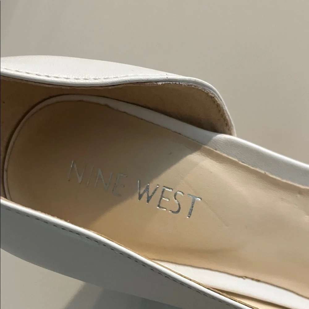 Nine West Women's White Wedges‎